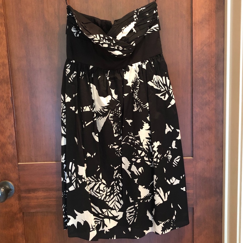 Black and White Printed Dress Strapless